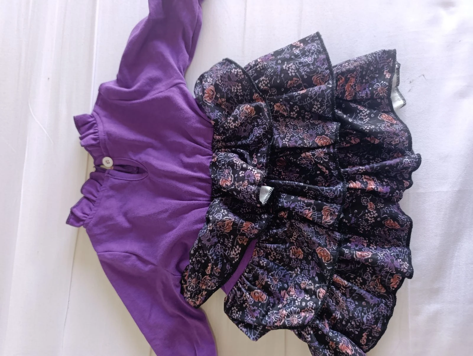 Beautiful purple ruffled dress for girls – photo 3